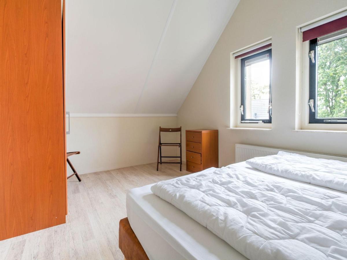 Serene Holiday Home In Gaasterl N Sleat Sondel Zewnętrze zdjęcie